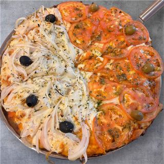 Fugazza + Napolitana