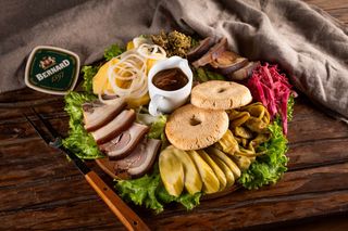 რაჭული ლორის დაფა