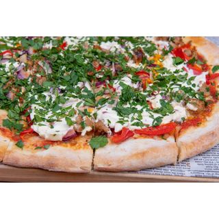 Pizza cu cârnăciori Ø32cm