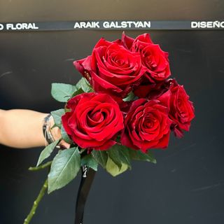 Ramo de 5 Rosas Rojas