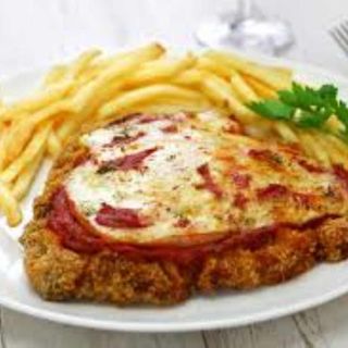 MILANESA DE POLLO A LA NAPOLITANA 