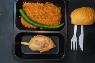 Meniu varză călită cu miniciolan la cuptor + orez cu lapte  (170g)