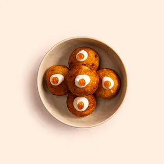 16. Takoyaki (5 uds.)