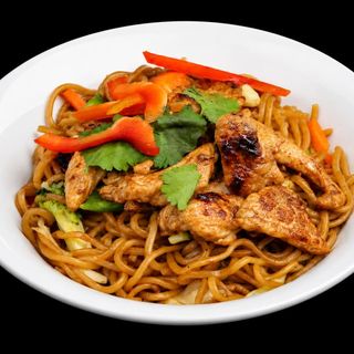 Yakisoba Pollo.