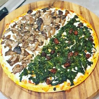 1/2 Pizza Vegana (4 Porciones)