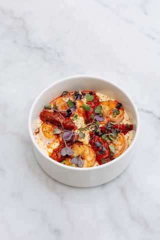 Jajecznica z krewetkami