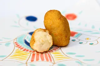 Crocchetta al latte (besciamella, formaggio)