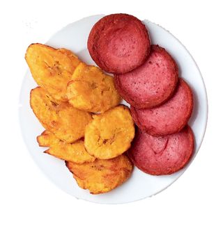 Plátanos Con Salami
