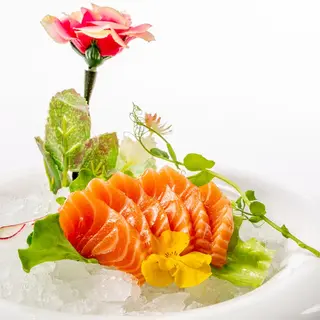 57. Sashimi sake 10pz