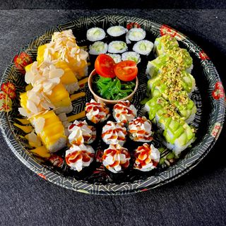156 COMBO VEGETARIANO 25U寿司套餐全素