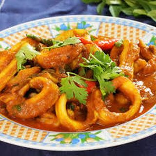 Stir Fry Squid in Curry Sauce