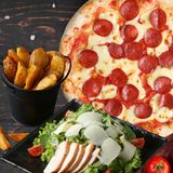 Պիցցա Պեպերոնի + Կեսար աղցան + Գյուղական կարտոֆիլ