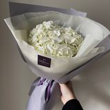 Біла колумбійська гортензія в оформленні