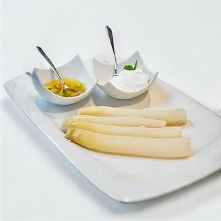 Espárragos Con Mahonesa