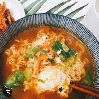 16.Стандартен Рамен с яйце (500г)