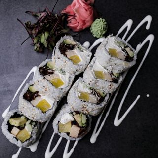 Vegetarian roll 8 szt.
