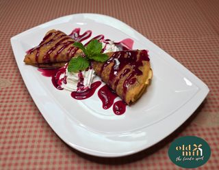 Clatite imperiale cu gem de  afine..