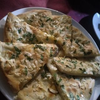 50 Garlic Naan