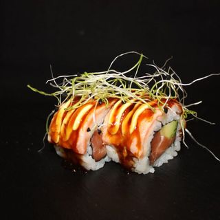 Uramaki De Salmón Fusión (8 Uds.)