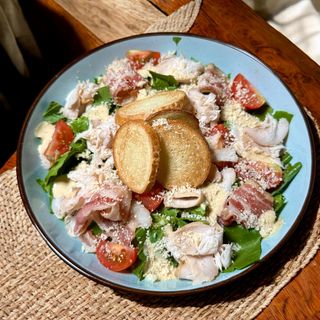 Салат цезар з куркою (290г)