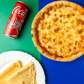 Texas ljuta pizza 32 cm + Palačinka sa Nutellom + Coca-Cola 2l
