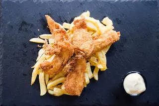 Crispy 5 buc + Clatite + Coca Cola