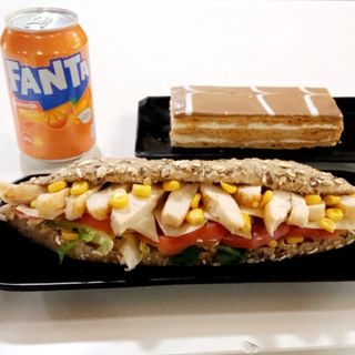 Provenzal + Refresco + tarta