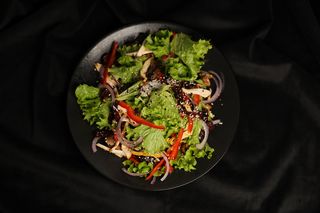 Салат фірмовий MeatClub (230/40г)