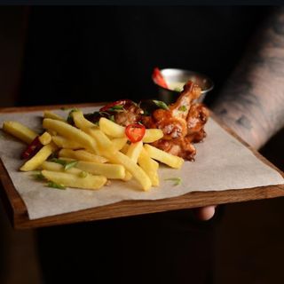 Курячі крильця (220г)