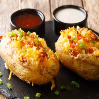 Patatas Asadas De La Casa (Ración)