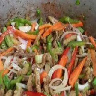 234. Cerdo Con Verduras