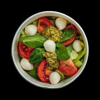 Салат з сиром Моцарела (174г)