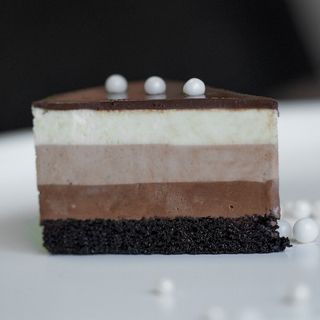 Три шоколада