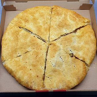 ნახევრად ფენოვანი ლობიანი ლორით (6 ნაჭრიანი)