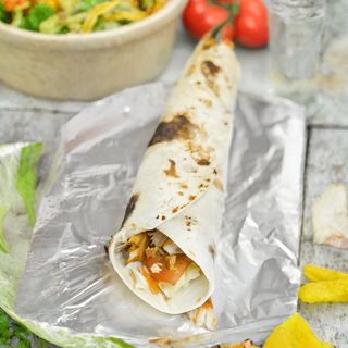 СУЛТАН Пилешки Дюрюм Дюнер, Напитка и Домашни пържени картофки