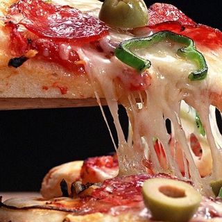 Pizza Al Gusto (Mediana)