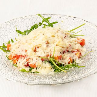 Tartar de tomate natural rúcula fresca