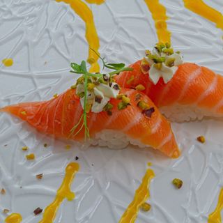 NIGIRI SAKE PISTACCHIO - 2pezzi