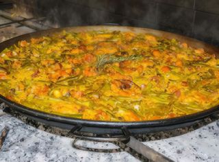 Ración De Paella a Leña