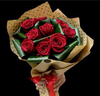 Hot Red+BRELOC INIMA