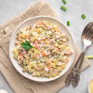 Салат Олів'є 200г