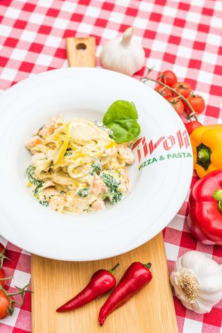 Tagliatelle al Salmone