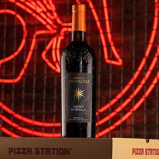 Vino Tinto Siciliano.