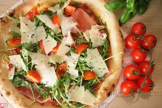 Pizza Crudo Rucola & Grana