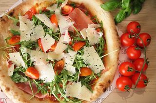 Pizza Crudo Rucola & Grana