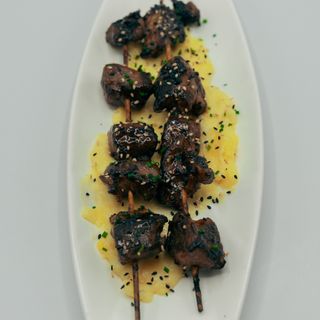 Brochetas de secreto de cerdo