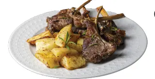 Costillas De Cordero Con Patatas
