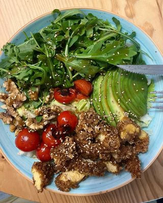 Crea tu propio salad bowl