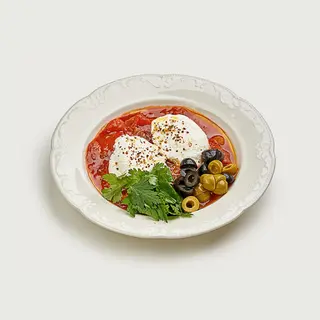 Шакшука із оливками та маслинами