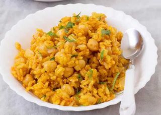 Arroz con curry de la casa